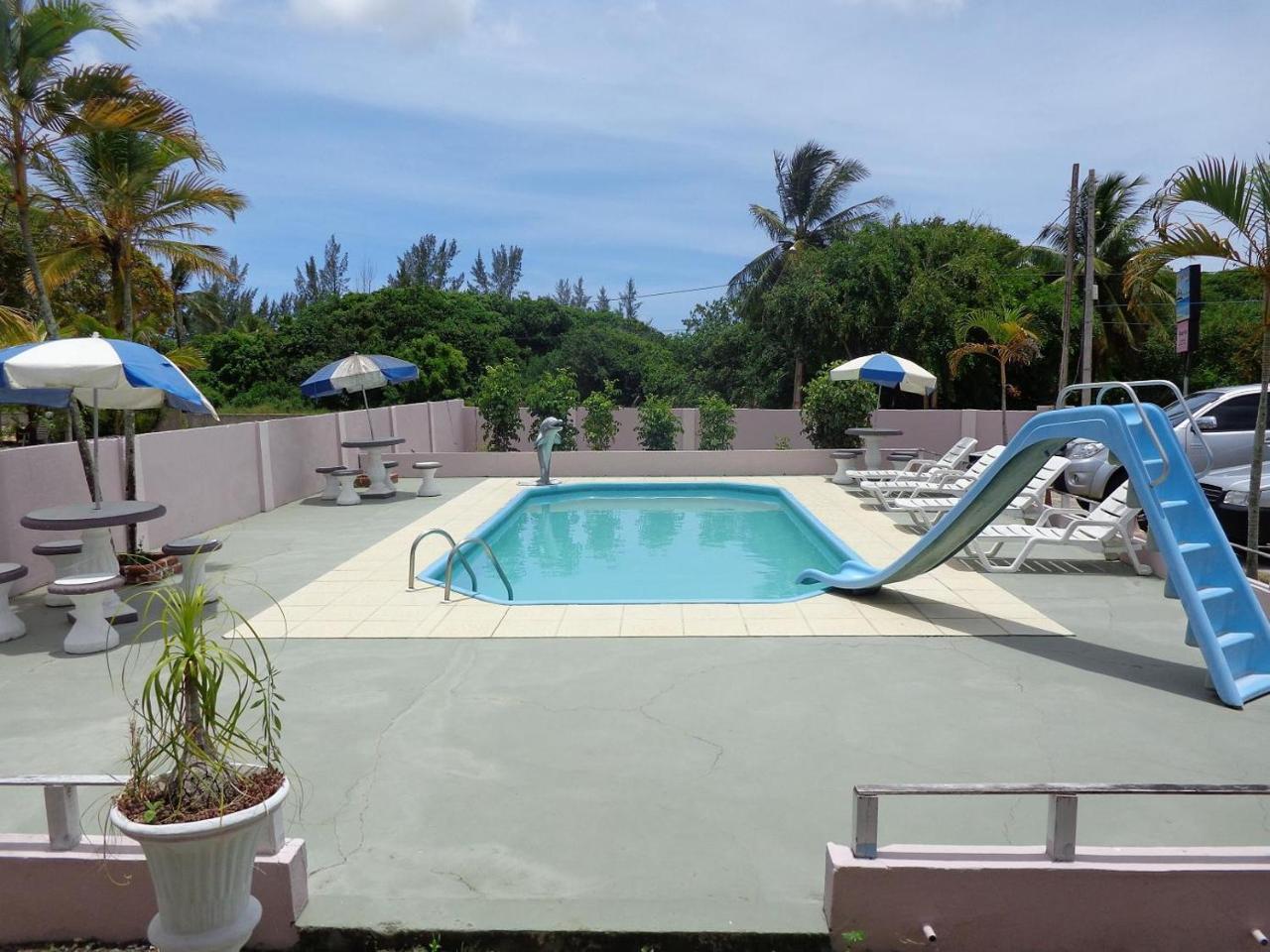 Residencial Bahia Sol Hotel Nova Vicosa Exterior photo